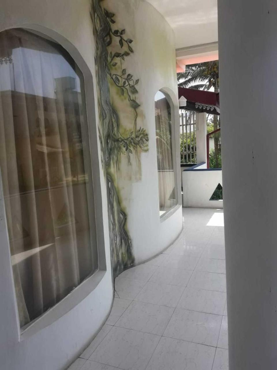 希克杜沃 The Finz酒店 外观 照片